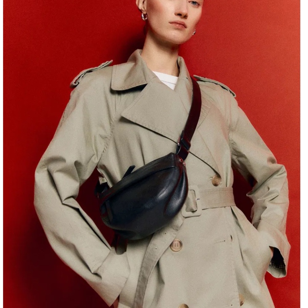 & Other Stories Elegant Black Pebbled Leather Cross Body Bag